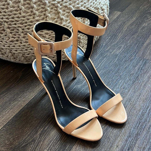 Giuseppe Zanotti Shoes - Giuseppe Zanotti  sandals Heels